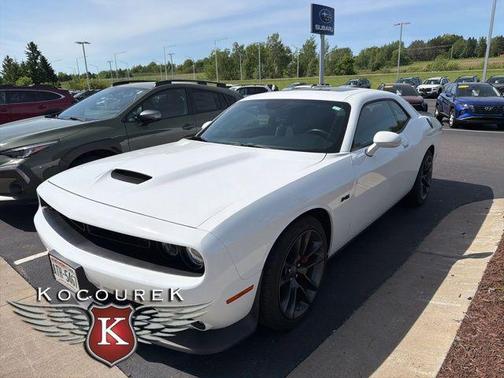 White Knuckle Clearcoat 2023 Dodge Challenger R/T