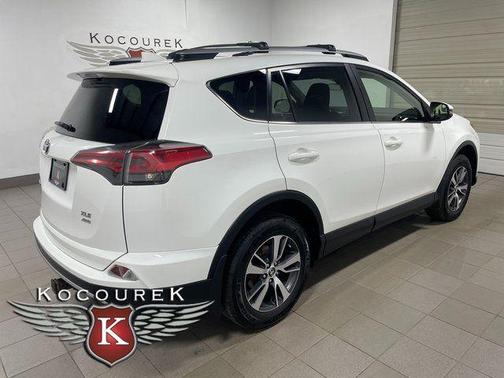 Super White 2017 Toyota RAV4 XLE