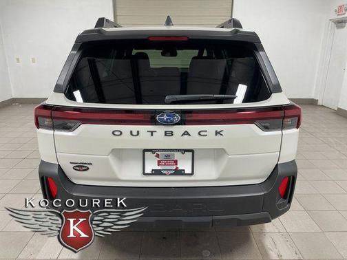 Crystal White Pearl 2026 Subaru Outback Limited
