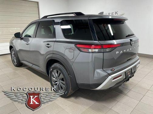 Gun Metallic 2024 Nissan Pathfinder SV