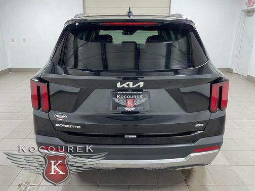2024 Kia Sorento S