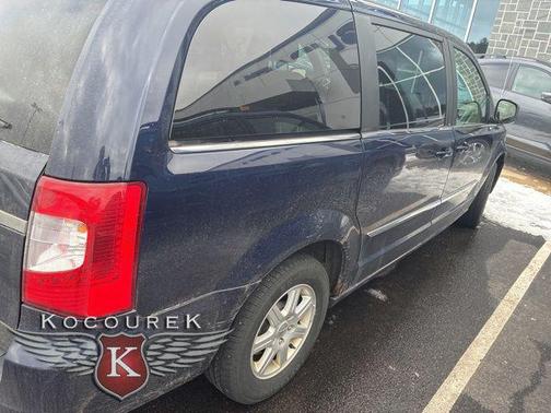 2012 Chrysler Town & Country Touring