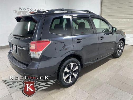 Dark Gray Metallic 2018 Subaru Forester 2.5i Premium