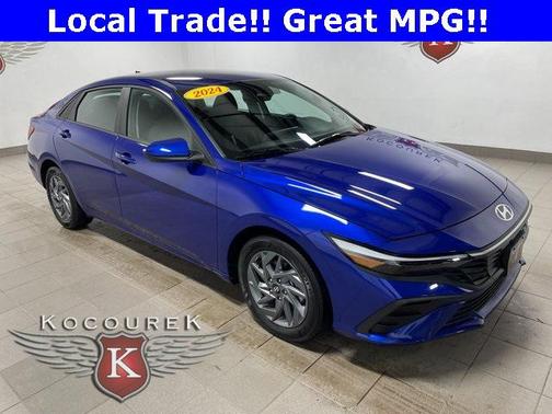 2024 Hyundai ELANTRA SEL