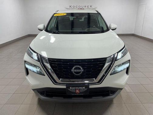 Pearl White Tricoat 2023 Nissan Rogue S