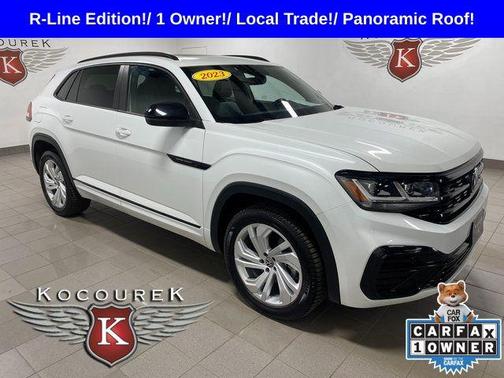 Pure White 2023 Volkswagen Atlas Cross Sport 2.0T SEL