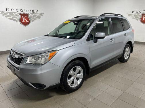 Ice Silver Metallic 2014 Subaru Forester 2.5i Premium