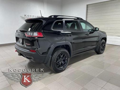 2022 Jeep Cherokee Trailhawk