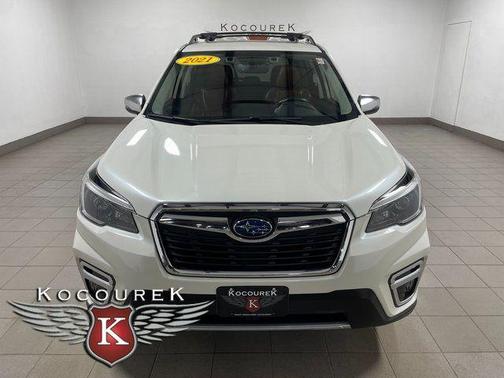 Crystal White Pearl 2021 Subaru Forester Touring