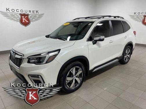 Crystal White Pearl 2021 Subaru Forester Touring