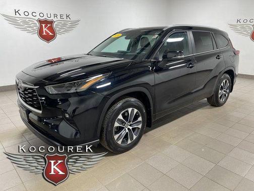 2024 Toyota Highlander XLE