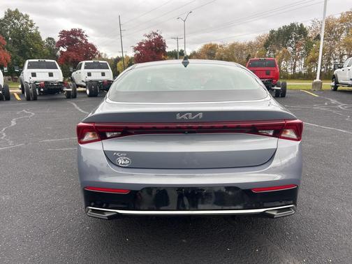 2022 Kia K5 LXS