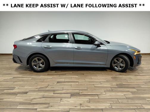 2022 Kia K5 LXS