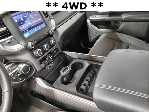 Hydro Blue Pearlcoat 2022 RAM 1500 Big Horn/Lone Star