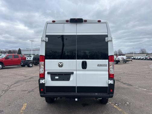 2025 RAM ProMaster 2500 Tradesman