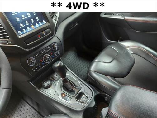 2022 Jeep Cherokee Trailhawk