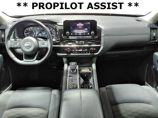 2024 Nissan Pathfinder SV 4WD