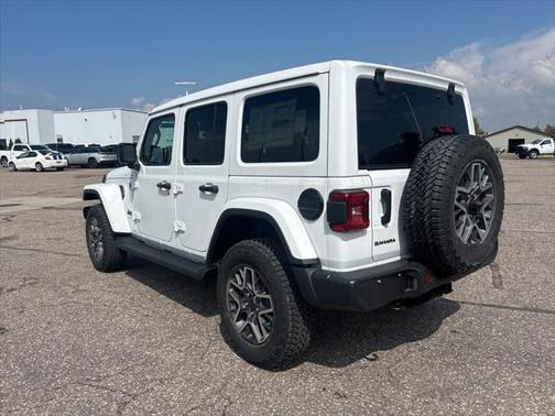 2025 Jeep Wrangler 4-Door Sahara 4x4