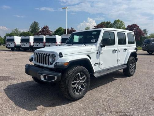 2025 Jeep Wrangler 4-Door Sahara 4x4