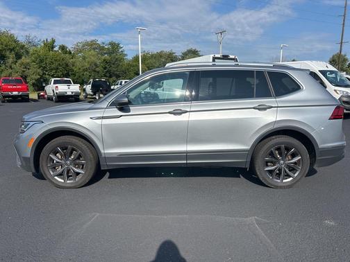 2023 Volkswagen Tiguan 2.0T SE 4MOTION