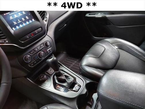 2021 Jeep Cherokee Altitude