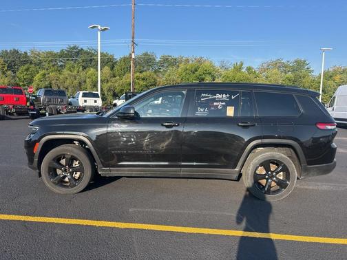 2023 Jeep Grand Cherokee L Altitude