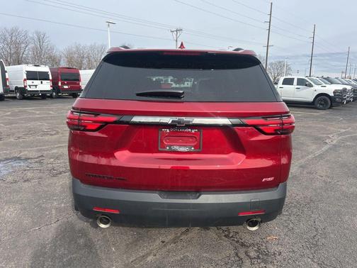 Radiant Red Tintcoat 2023 Chevrolet Traverse RS