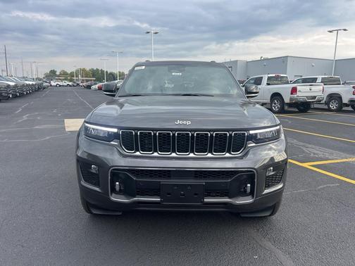 2025 Jeep Grand Cherokee Overland
