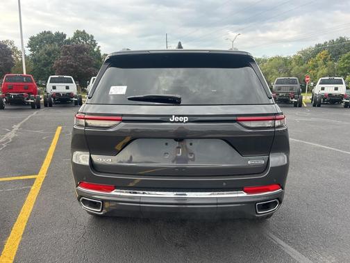2025 Jeep Grand Cherokee Overland