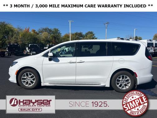 2021 Chrysler Voyager LX
