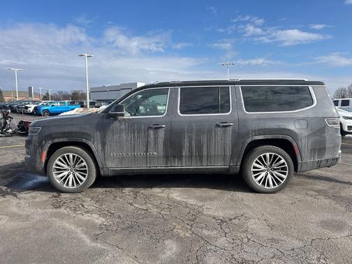 2024 Jeep Grand Wagoneer L Series III 4x4