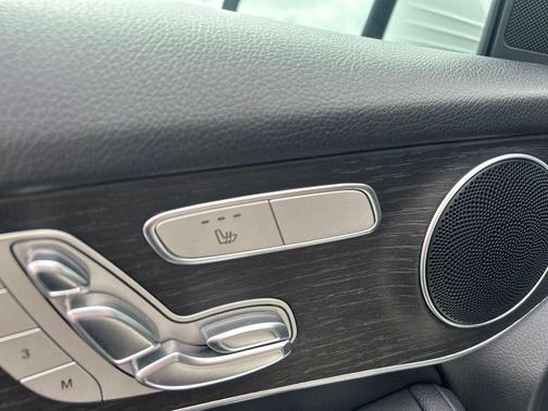 Polar White 2022 Mercedes-Benz GLC 300 4MATIC