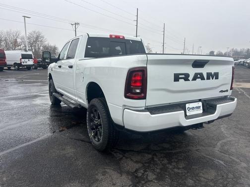 2026 RAM 2500 Black Express Crew Cab 4x4 6'4' Box