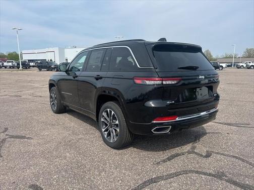 2025 Jeep Grand Cherokee Overland