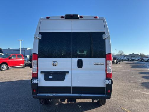 2025 RAM ProMaster 2500 Tradesman