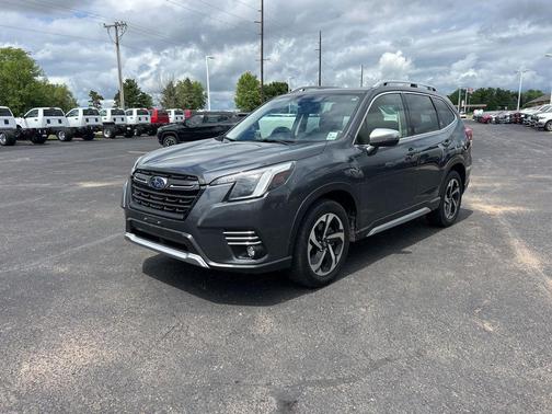 Magnetite Gray Metallic 2023 Subaru Forester Touring