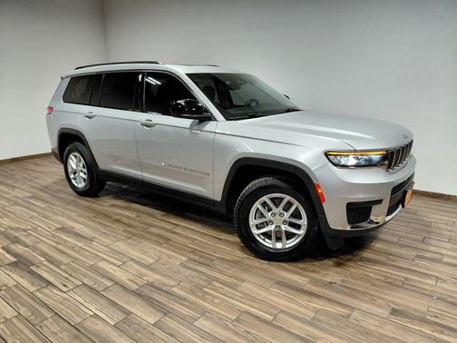 2022 Jeep Grand Cherokee L Laredo