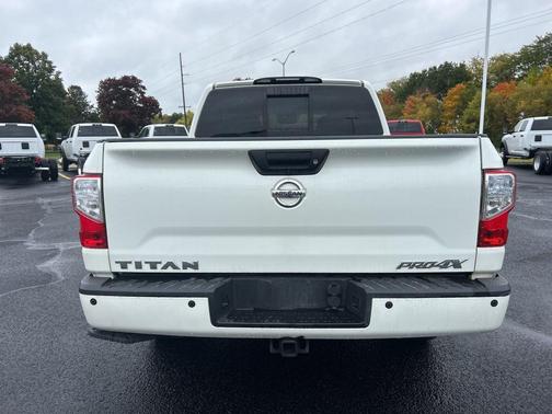 2018 Nissan Titan PRO-4X