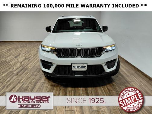 2025 Jeep Grand Cherokee Laredo