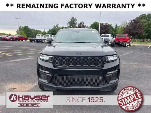 Diamond Black Crystal Pearlcoat 2025 Jeep Grand Cherokee Limited