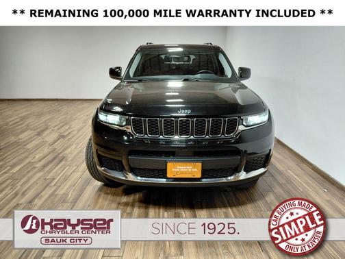 Diamond Black Crystal Pearlcoat 2022 Jeep Grand Cherokee L Laredo