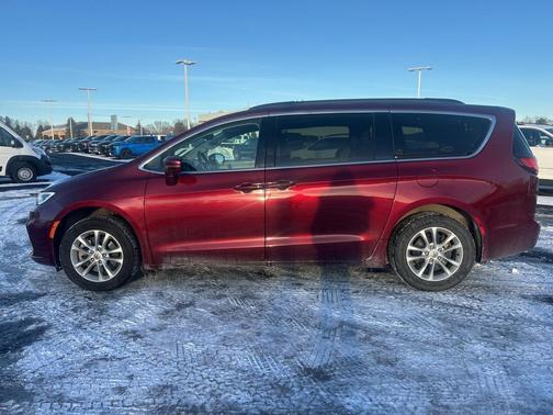 2021 Chrysler Pacifica Touring AWD