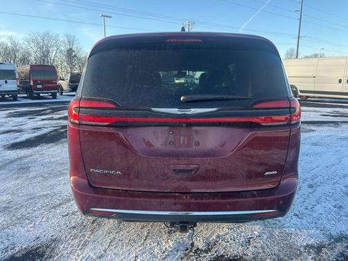2021 Chrysler Pacifica Touring AWD