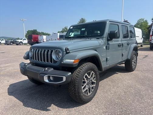 2024 Jeep Wrangler 4-Door Sahara 4x4