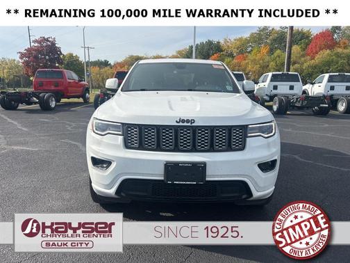 2022 Jeep Grand Cherokee Laredo