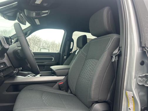 2026 RAM 2500 Big Horn Crew Cab 4x4 6'4' Box