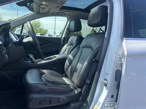 Summit White 2020 Buick Envision FWD Essence
