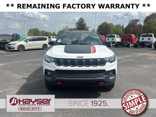 Bright White Clearcoat 2023 Jeep Compass Trailhawk