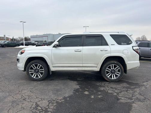 Blizzard Pearl 2016 Toyota 4Runner Limited