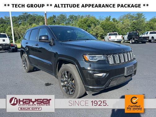 2022 Jeep Grand Cherokee Laredo